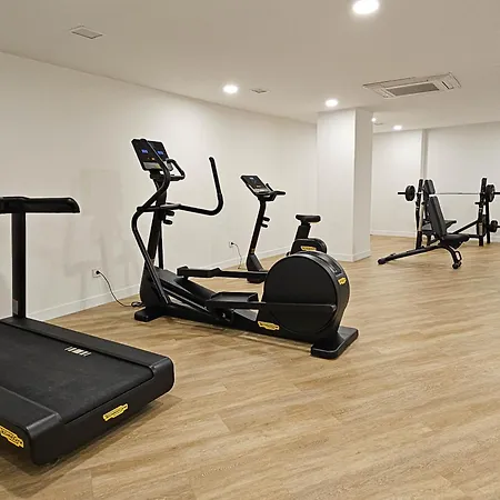 Appartement Penthouse With Hot Tub Located Close To Selwo Estepona