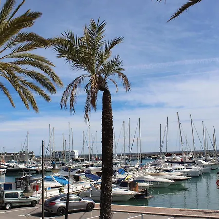 Apartment Penthouse With Hot Tub Located Close To Selwo Estepona