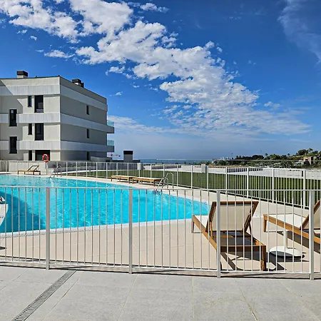 Penthouse With Hot Tub Located Close To Selwo *