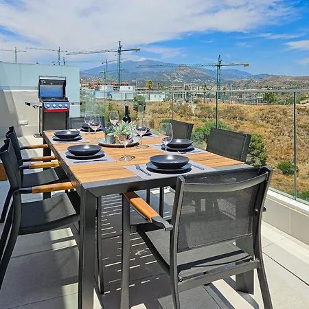 Penthouse With Hot Tub Located Close To Selwo Appartement