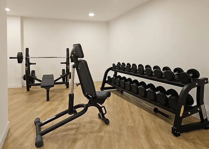 Penthouse With Hot Tub Located Close To Selwo Apartment Estepona