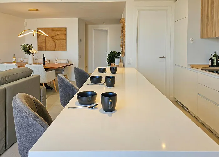 Penthouse With Hot Tub Located Close To Selwo Apartment *