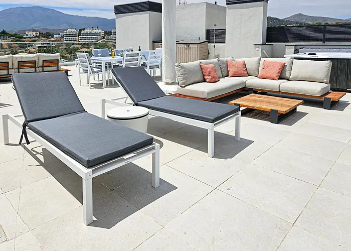 Appartement Penthouse With Hot Tub Located Close To Selwo *