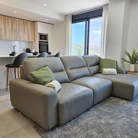 Lejlighed Penthouse With Hot Tub Located Close To Selwo