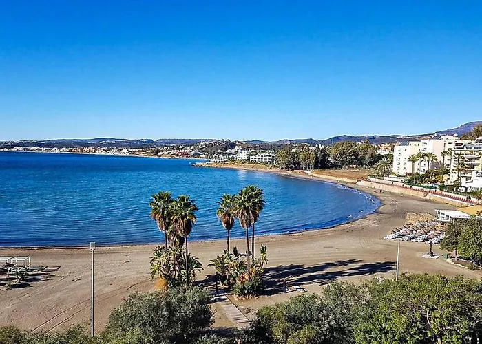 Penthouse With Hot Tub Located Close To Selwo Apartamento