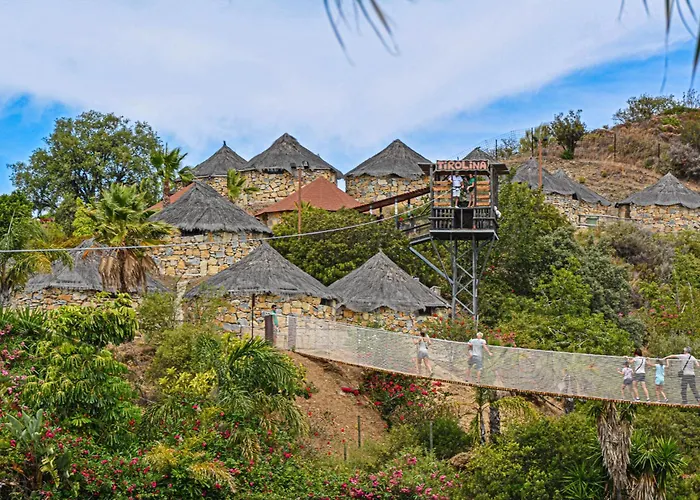 Penthouse With Hot Tub Located Close To Selwo Estepona