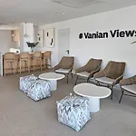 Penthouse With Hot Tub Located Close To Selwo Apartmán *