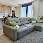 Apartmán Penthouse With Hot Tub Located Close To Selwo