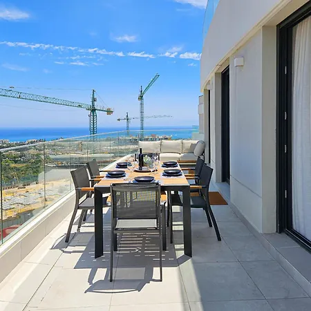 Apartman Penthouse With Hot Tub Located Close To Selwo *