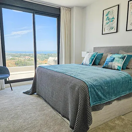 Apartman Penthouse With Hot Tub Located Close To Selwo