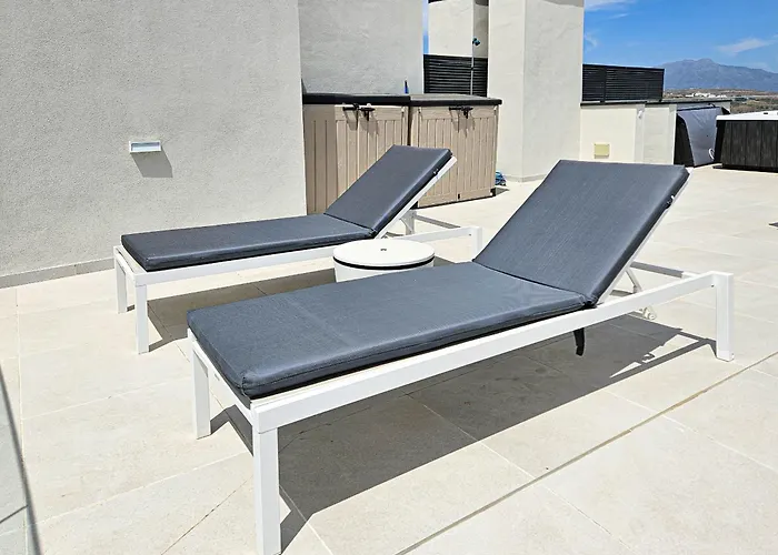 Apartamento Penthouse With Hot Tub Located Close To Selwo *